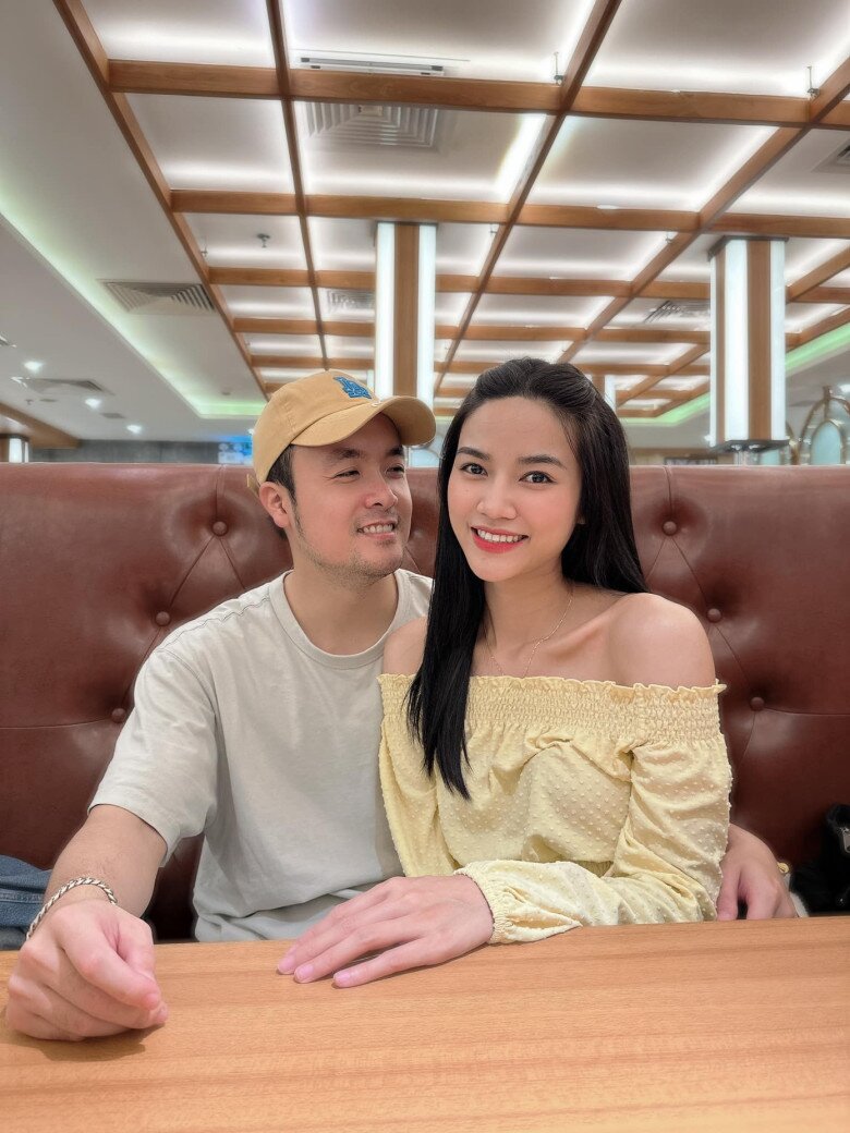 Người đẹp được khen xinh nhất nhì &#34;khối vỉa hè&#34; xem diễu binh: Lấy chồng cao 1m84, được bố mẹ chồng yêu chiều - 8
