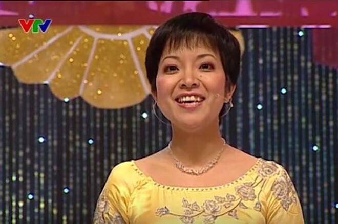 Nữ MC VTV &#34;lọt thỏm&#34; giữa dàn chiến sĩ tập luyện cho nhiệm vụ A80: Có con trai 2k5 nổi tiếng &#34;rần rần&#34; trên mạng - 5