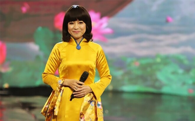 Nữ MC VTV &#34;lọt thỏm&#34; giữa dàn chiến sĩ tập luyện cho nhiệm vụ A80: Có con trai 2k5 nổi tiếng &#34;rần rần&#34; trên mạng - 6