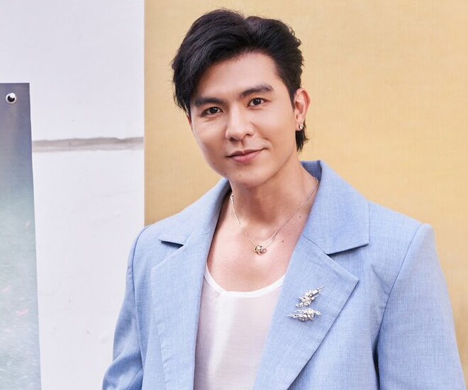 Steven Nguyễn - Phản diện Quang trong phim Mưa Đỏ: Bản thân có thể &#34;sĩ đến cuối đời&#34;, bố mẹ cũng sốc vì con trai - 1