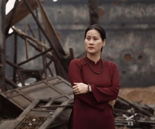 Thân Thúy Hà nói rõ bố của Quang trong Mưa Đỏ là ai, giải thích nguyên nhân bị chê &#34;xuống sắc tàn tạ&#34; - 1