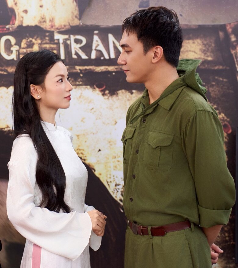 Lê Hạ Anh - nữ chính phim Mưa Đỏ: &#34;Tôi đi casting để giành giật cơ hội này nên không quan trọng chuyện cát-xê&#34; - 3