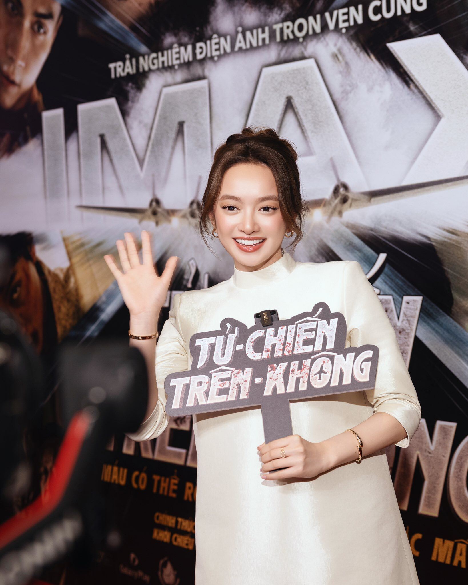 Thái Hòa làm &#34;ông trùm&#34; không tặc trong phim Tử Chiến Trên Không, thừa nhận chưa có vai diễn để đời - 7