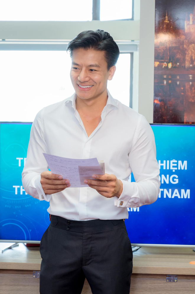 Hiếu Nguyễn - chỉ huy Thành trong phim Mưa Đỏ: Lội hầm ngập nước mưa giữa trời 9 độ C, lấy vợ là luật sư người Philippines - 8