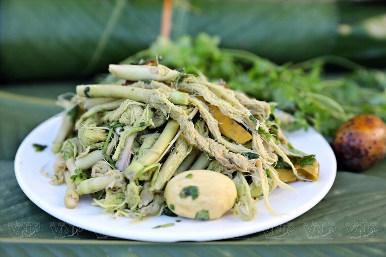 Thứ rau lạ chỉ có trên rừng, hái về làm nộm thành món ngon chỉ có ở Lai Châu - 4
