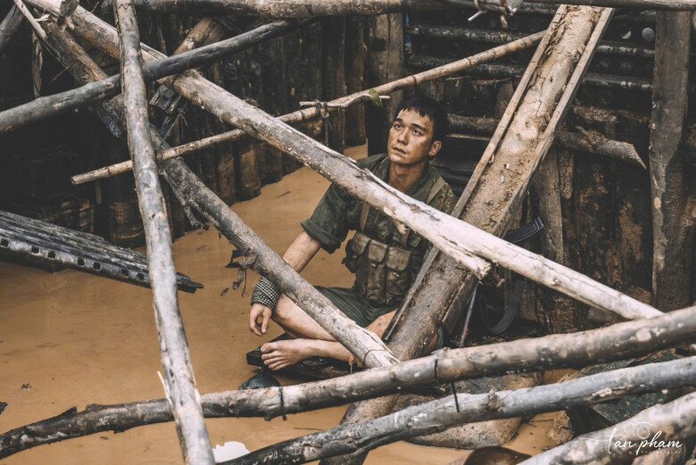 Dàn sao Mưa Đỏ "trượt vai bằng thực lực": Steven Nguyễn và Đỗ Nhật Hoàng suýt đổi vai, 3 người giành giật nam chính đều "tạch" - 8