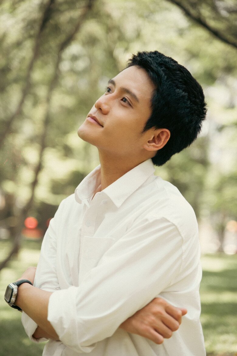 Đình Khang - &#34;út Tú&#34; của phim Mưa Đỏ: Khiến cả &#34;phản diện Quang&#34; cũng &#34;khiếp sợ&#34;, ngoài đời từng là VĐV Taekwondo 10 năm - 15