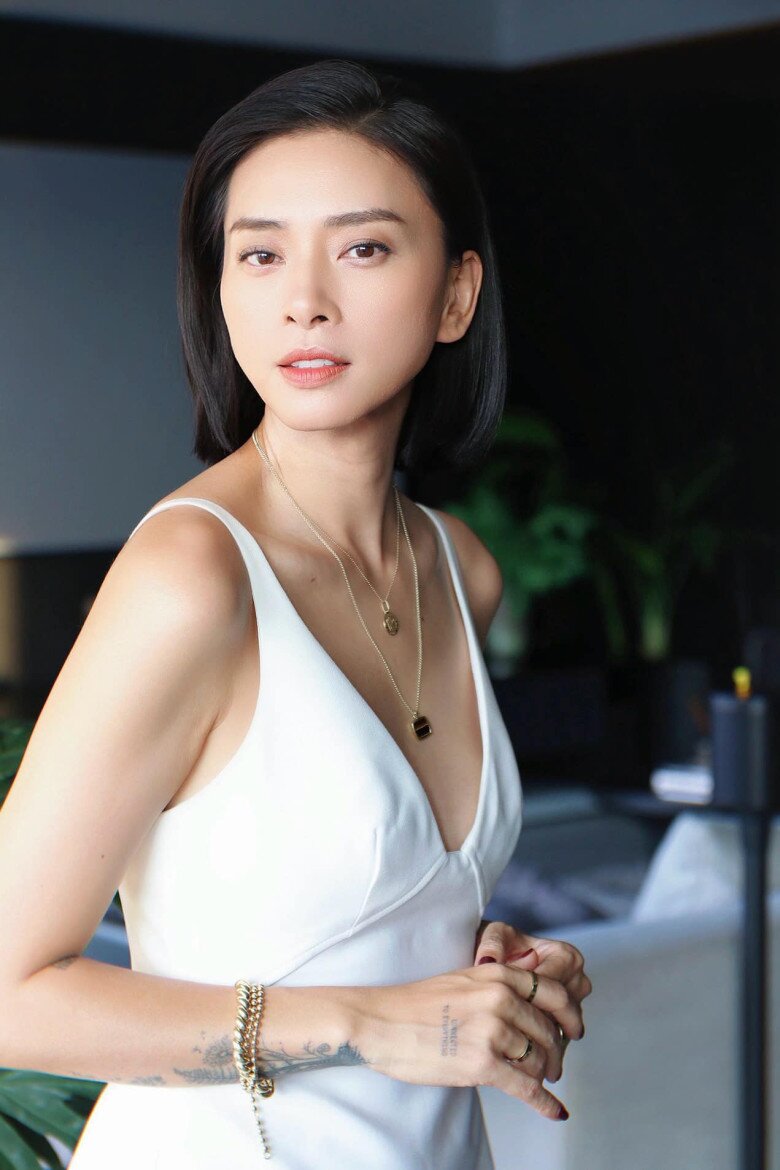 Hành trình &#34;mang chuông đi đánh xứ người&#34; của Ngô Thanh Vân: Dung mạo thay đổi đến mẹ đẻ cũng &#34;hết hồn&#34; - 16