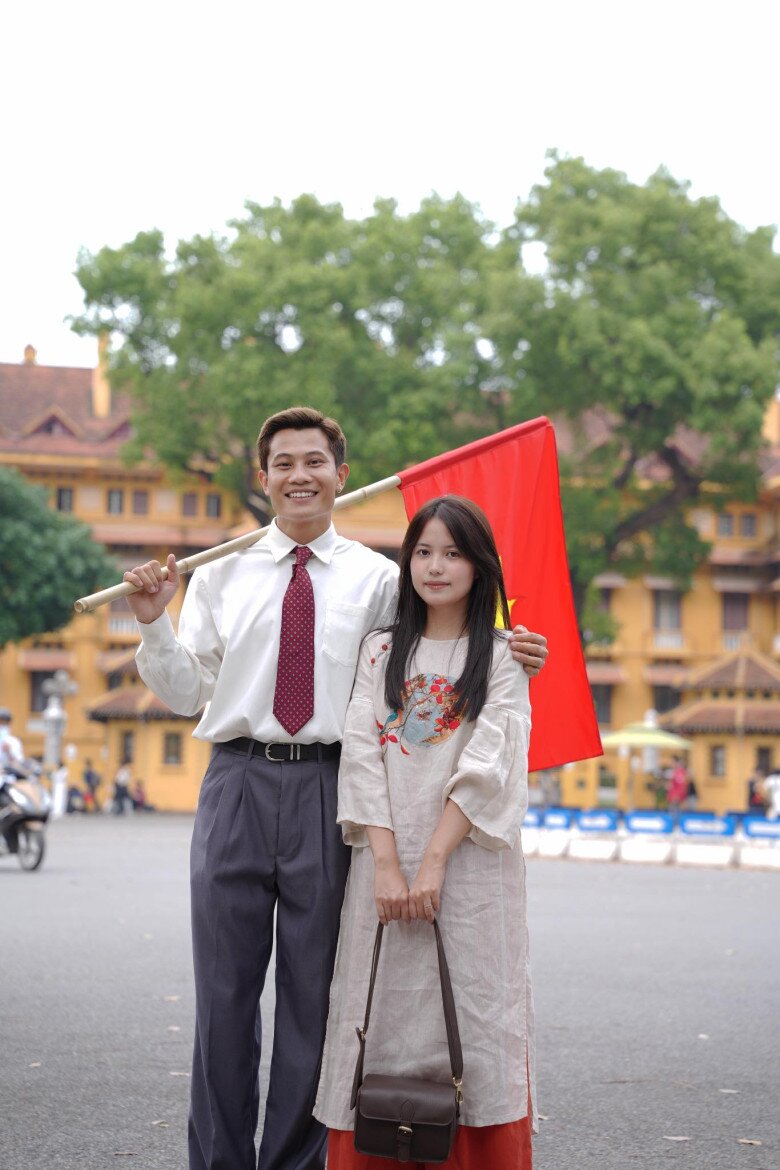 Chị Yến - vợ &#34;anh Tạ&#34; trong Mưa Đỏ: Tốt nghiệp ngành đạo diễn truyền hình, U30 vẫn trẻ trung như thiếu nữ 18 - 3