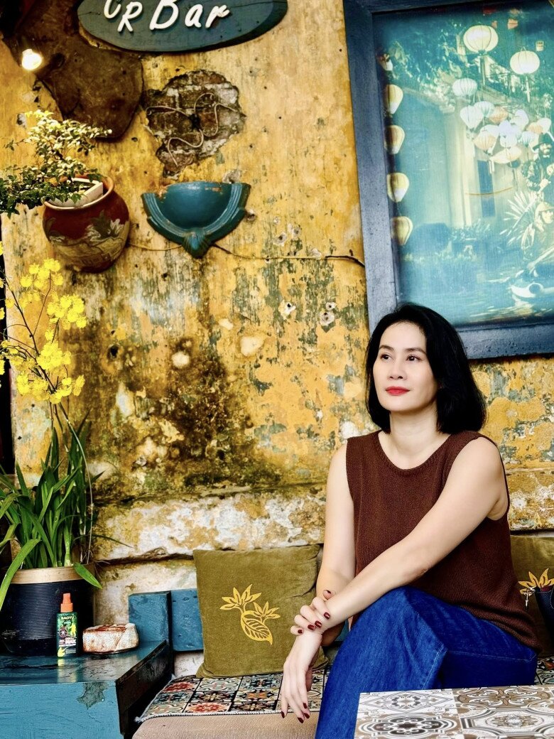 2 người mẹ trong phim Mưa Đỏ: Giống nhau từ phim đến đời, cùng cả tên lẫn năm sinh, đều từng đổ vỡ trong hôn nhân - 9