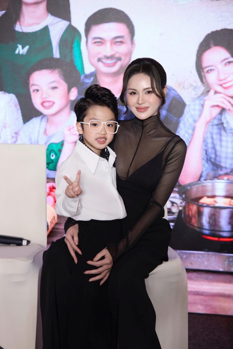&#34;Con trai&#34; Duy Hưng trong Dịu Dàng Màu Nắng 6 tuổi đã diễn xuất thần: &#34;Nó tự chảy nước mắt, chứ con có khóc đâu&#34; - 10