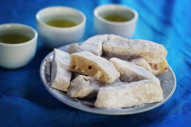 9 đặc sản Hà Nội mua về làm quà ai cũng khen hết lời, ai có dịp ghé thăm Thủ đô không thể bỏ lỡ! - 6
