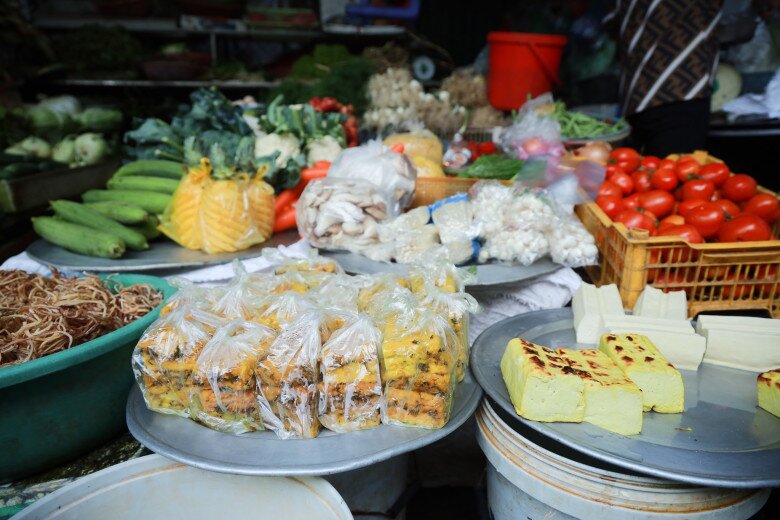 Chợ phiên tồn tại hàng ngàn năm ngay gần Hà Nội, gắn liền với cố đô cổ xưa trong truyền thuyết - 4