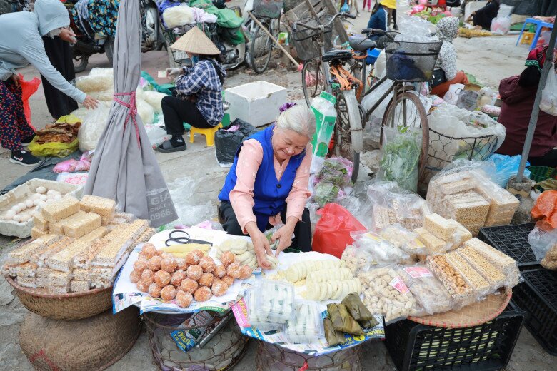 Chợ phiên tồn tại hàng ngàn năm ngay gần Hà Nội, gắn liền với cố đô cổ xưa trong truyền thuyết - 6