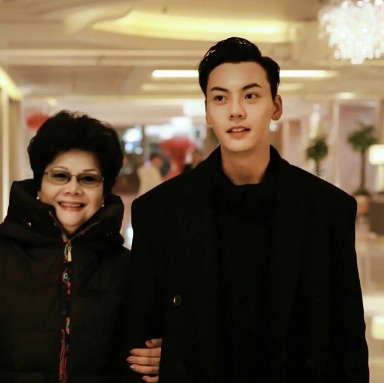 &#34;Chồng mới cưới&#34; của Triệu Lộ Tư: Là tình đầu của Angelababy, gia thế khủng ở Hồng Kông ai cũng biết - 6