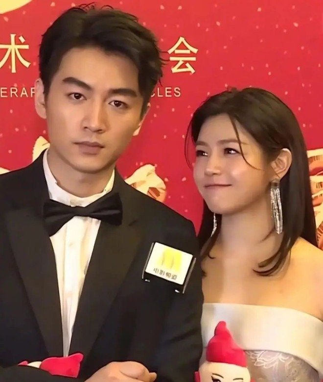 Đường tình éo le của &#34;Quách Phù&#34; Mao Hiểu Đồng trước khi vướng nghi vấn thành vợ kế của &#34;Dương Quá&#34; Trần Hiểu - 5