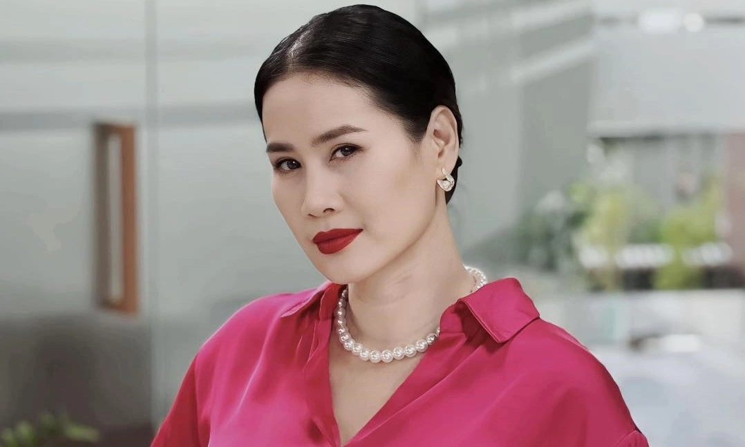 2 người mẹ trong phim Mưa Đỏ: Giống nhau từ phim đến đời, cùng cả tên lẫn năm sinh, đều từng đổ vỡ trong hôn nhân - 10