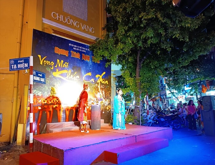 Khám phá Hà Nội về đêm: Những tour du lịch độc đáo ngay cả người Thủ đô chưa chắc đã biết hết - 6