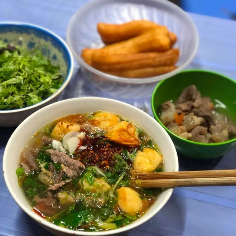 Khu chợ không ngủ giữa lòng Hà Nội, được báo Tây bình chọn là một trong những ngôi chợ thú vị nhất thế giới - 4