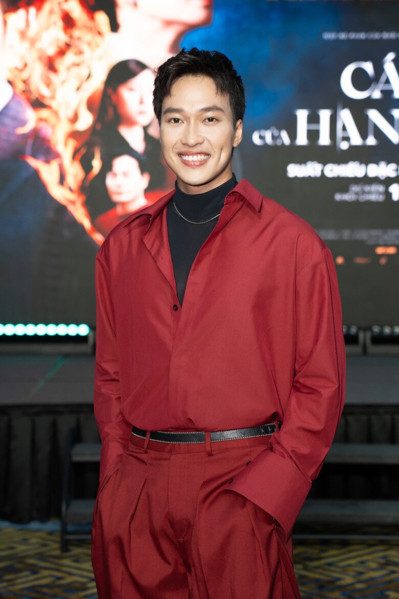 Lâm Thanh Nhã - Bình của Mưa Đỏ: Tuổi thơ bán vé số, nay tự hào vì xây được nhà cho cha, giúp gia đình hàn gắn - 7