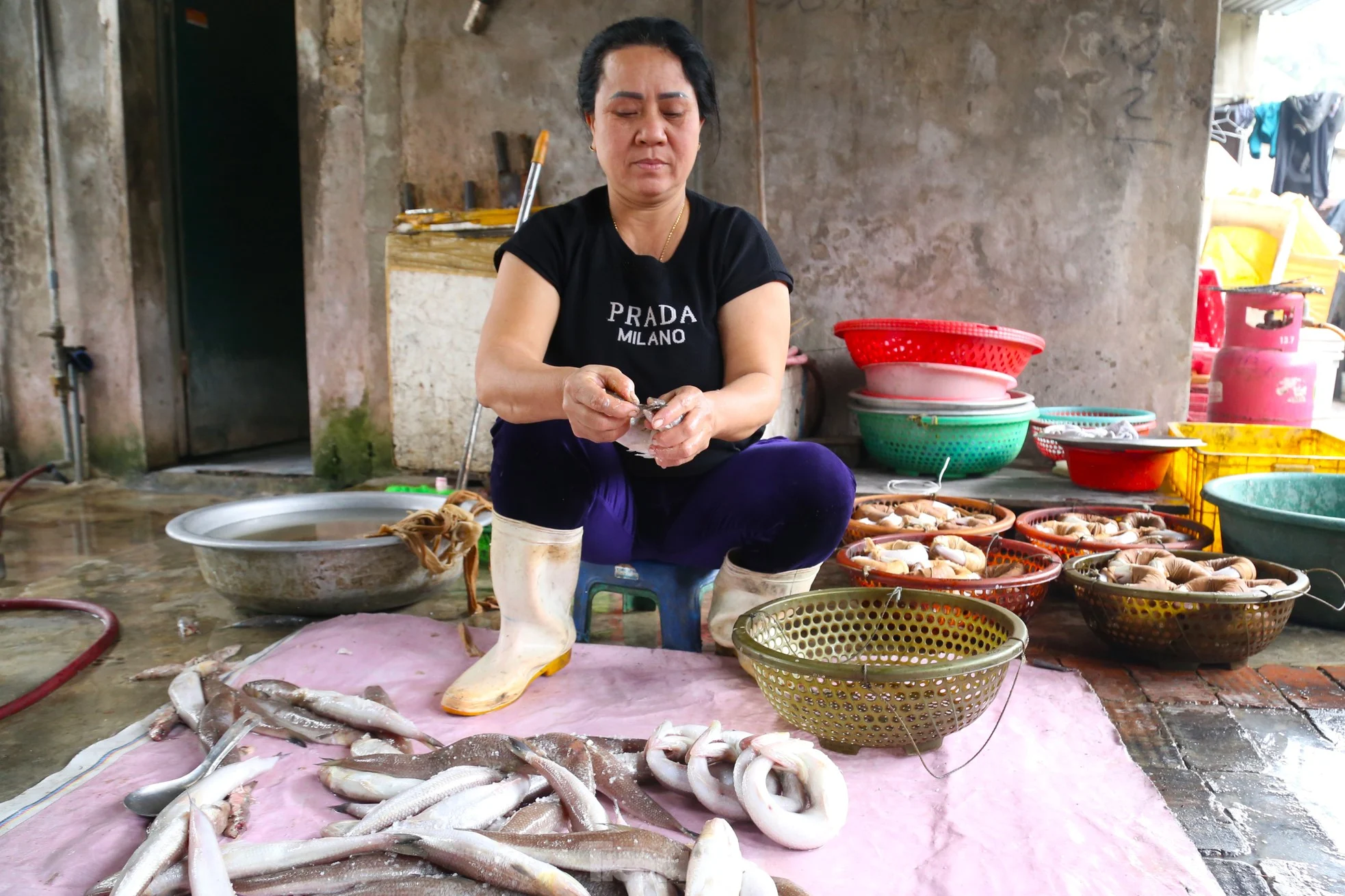 Loài cá &#34;ông trời&#34; chỉ có ở Nghệ An, xưa là món ăn dân dã nay được chị em lùng mua bằng được vì ý nghĩa đặc biệt - 3