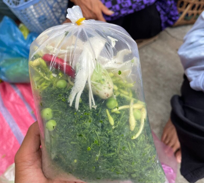 Chợ chiều có tên lạ giữa lòng Gia Lai, bán đủ thứ &#34;của ngon vật lạ&#34; khiến ai xa quê cũng nhớ về - 3