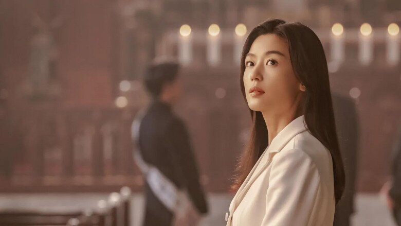 Giông Tố: Phim Hàn 1300 tỷ đồng nổi toàn cầu, Jeon Ji Hyun được chính mẹ chồng &#34;đẩy thuyền&#34; với Kang Dong Won - 14