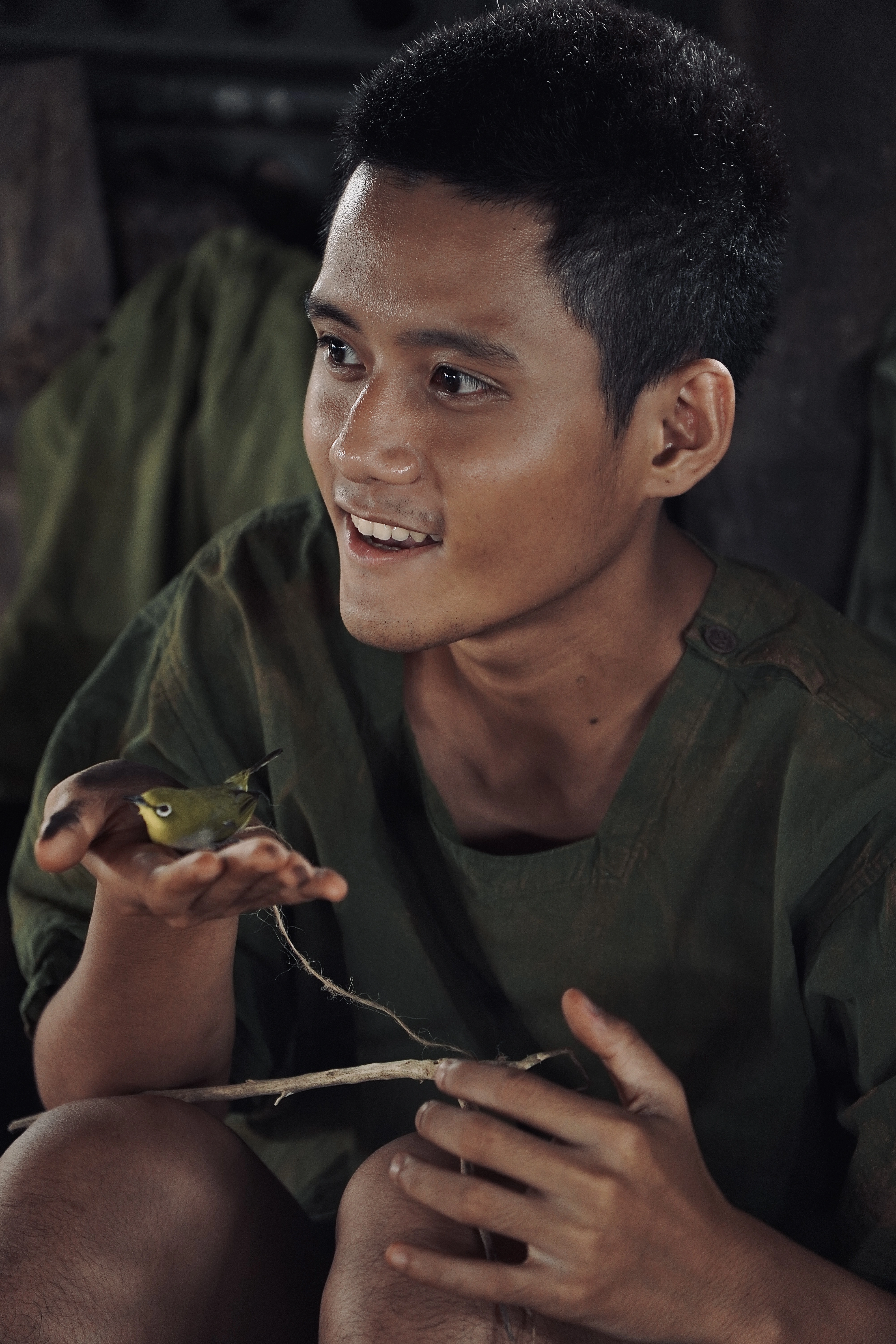 Đình Khang - &#34;út Tú&#34; của phim Mưa Đỏ: Khiến cả &#34;phản diện Quang&#34; cũng &#34;khiếp sợ&#34;, ngoài đời từng là VĐV Taekwondo 10 năm - 4