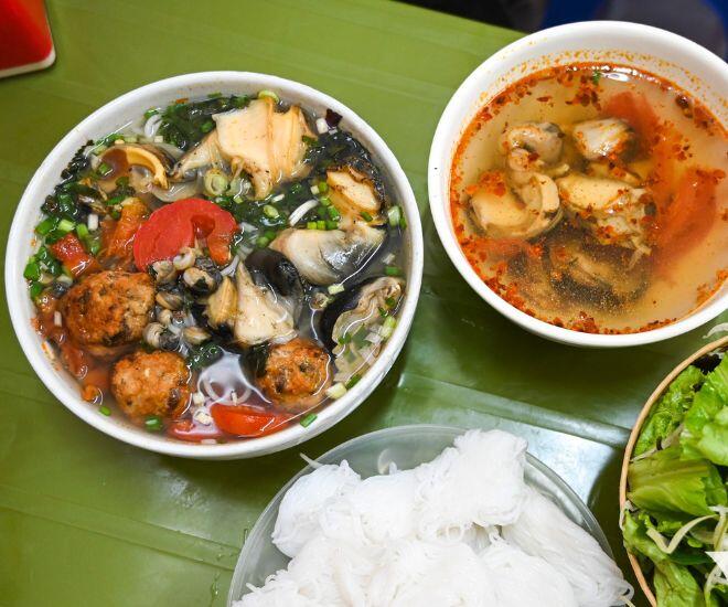 Thăm thú Thủ đô dịp 2/9 thưởng thức món bún &#34;đỉnh cao ẩm thực&#34; Hà Nội: Truy lùng 8 địa chỉ ngon xuất sắc nhất! - 1