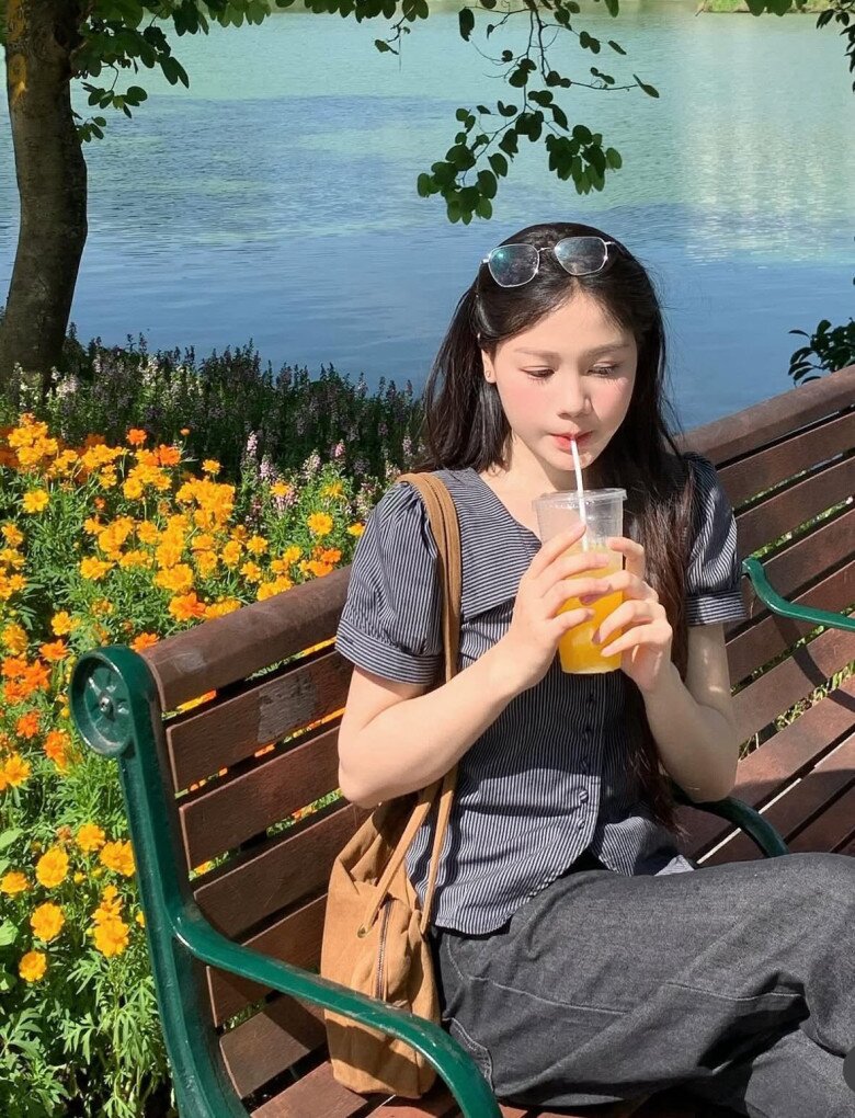 Vạn vật đều thua mùa thu Hà Nội: Địa điểm "hot" nhất Thủ đô 1 mét vuông 10 "nàng thơ" - 8