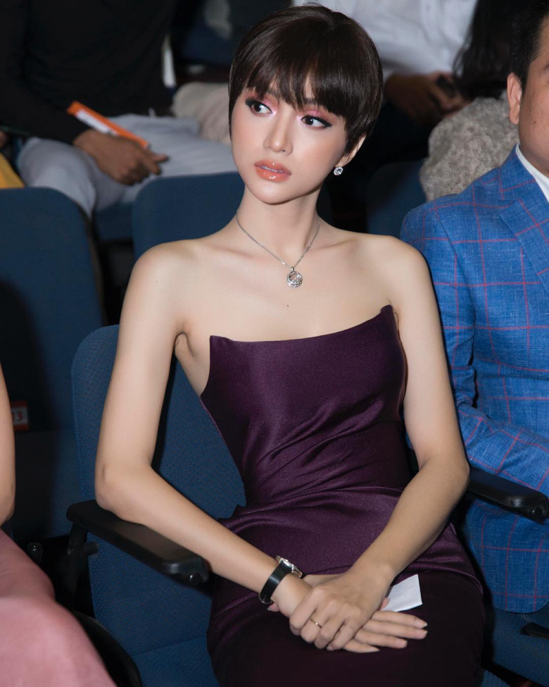 Kỳ Duyên bất ngờ đổi hình tượng, dân tình nhắc nhớ đến một huyền thoại nhan sắc Việt năm 2018 - 14