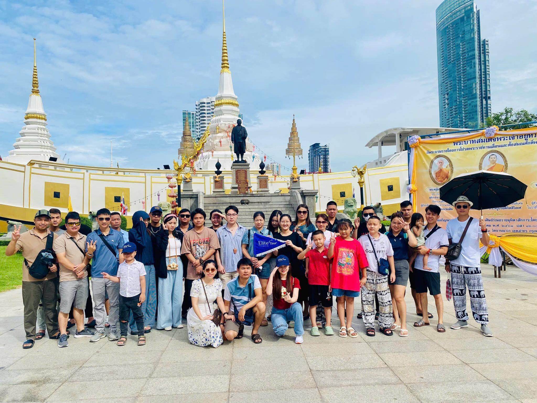 Khối nghỉ hè, khối nghỉ hưu bắt tay lên đường: Chuyến đi gia đình 4 thế hệ 60 thành viên &#34;chất phát ngất&#34; khiến dân tình ngưỡng mộ - 5