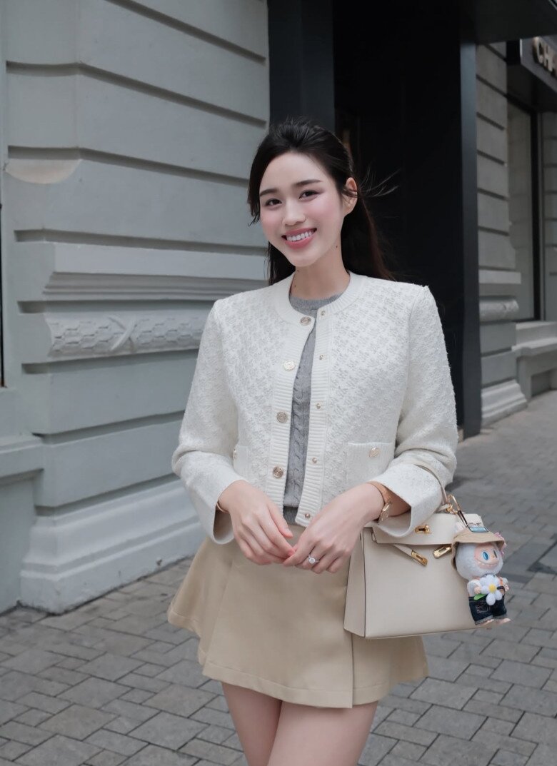 Đỗ Thị Hà thay đổi ngoạn mục từ nàng hậu rực rỡ đến &#34;cô dâu hào môn&#34; thanh lịch, chuẩn dâu nhà giàu - 7