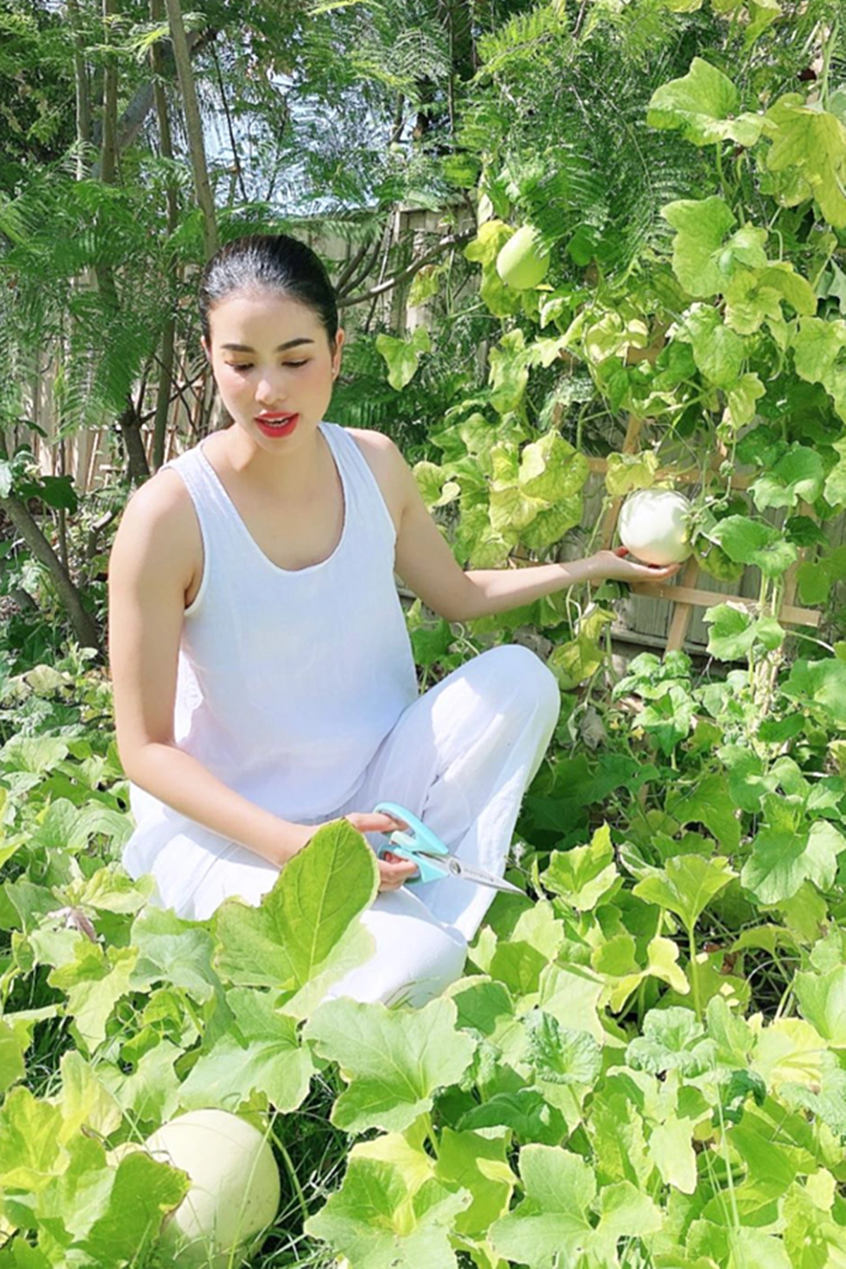 Mỹ nhân người Việt đang sống ở Mỹ cùng 2 con giữ dáng bằng công thức ngon - bổ - rẻ, lại có thể tự tay làm ở nhà - 5