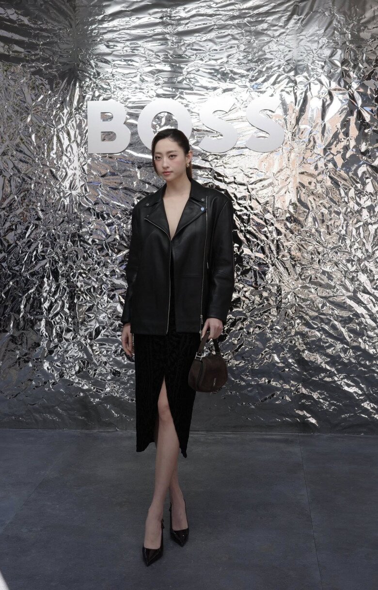 Lương Thùy Linh gây choáng khi &#34;phủ sóng&#34; 2 show lớn tại Milan Fashion Week, lên outfit nào cũng chấn động - 6