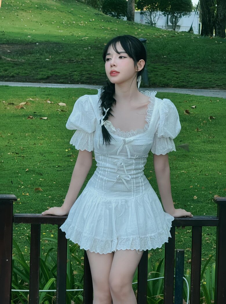 Nhan sắc ảo như AI của mỹ nhân Vbiz đang hot rần rần vì bị loại khỏi &#34;Em xinh&#34;, eo nhỏ 56 cm chuẩn chỉnh như Ngọc Trinh - 12