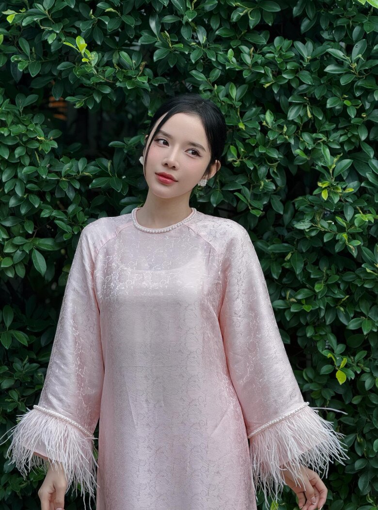 Nhan sắc ảo như AI của mỹ nhân Vbiz đang hot rần rần vì bị loại khỏi &#34;Em xinh&#34;, eo nhỏ 56 cm chuẩn chỉnh như Ngọc Trinh - 8