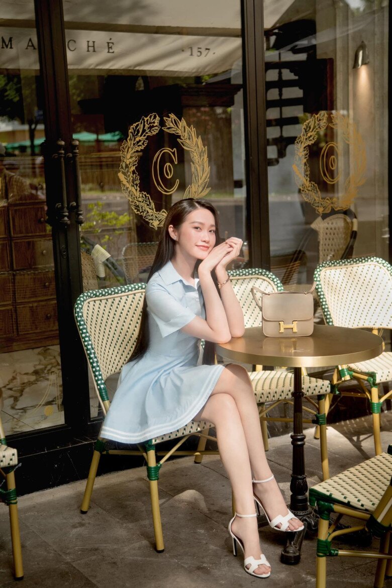 &#34;Thiên kim tiểu thư&#34; Hà Thành lấy chồng cầu thủ nổi tiếng, có BST túi hiệu giá bằng cả căn chung cư - 3