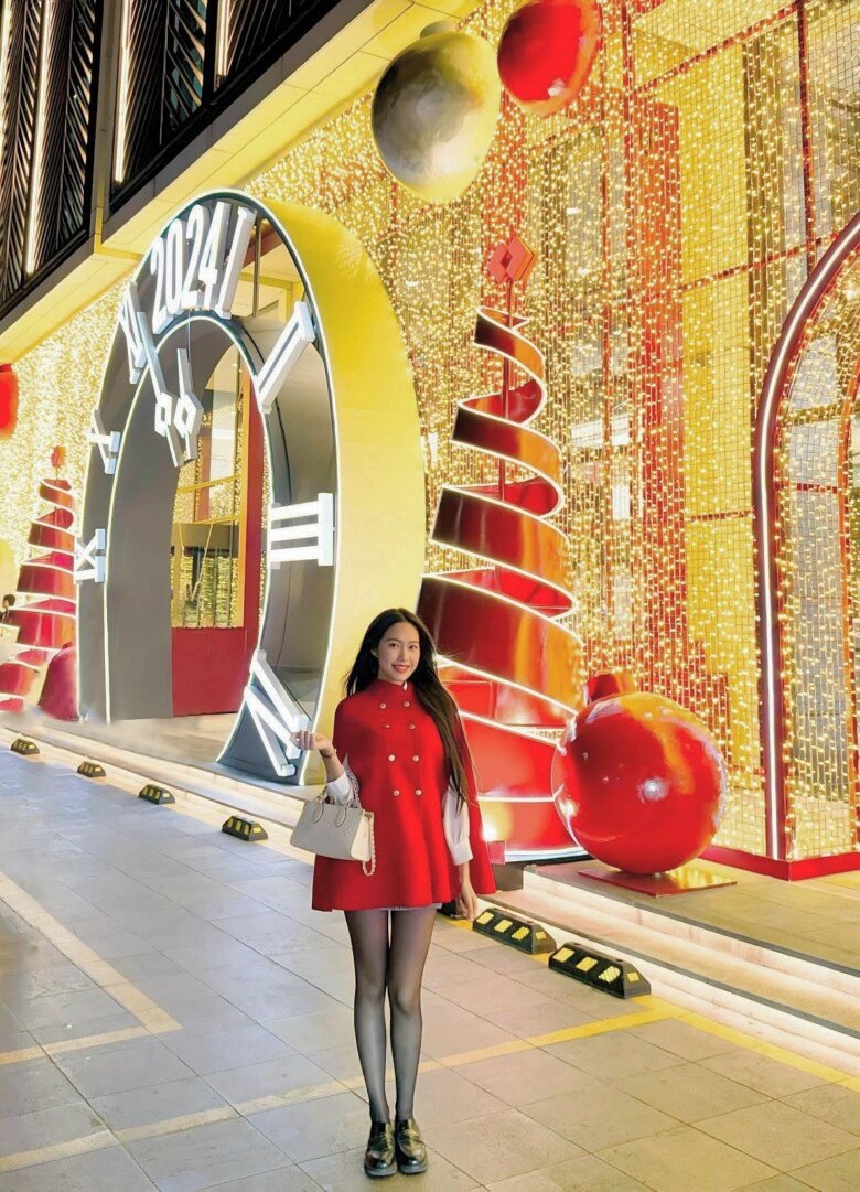 &#34;Thiên kim tiểu thư&#34; Hà Thành lấy chồng cầu thủ nổi tiếng, có BST túi hiệu giá bằng cả căn chung cư - 6