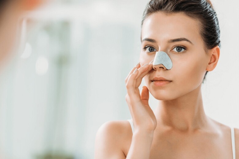 Mụn cám li ti ở mũi: Nhỏ nhưng dai dẳng, muốn sạch tận gốc phải đủ 4 bước này - 1