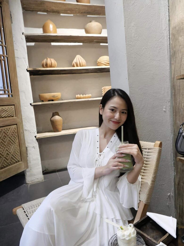 Mỹ nhân 29 tuổi được khen xinh nhất nhì A80: Ngày thường ăn mặc nền nã, chuộng style thanh lịch chuẩn quý cô Hà Thành - 9