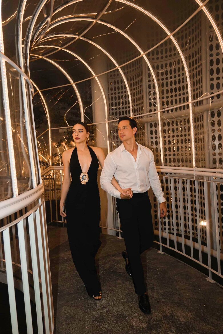 Phối đồ đi date theo 3 cặp đôi đẹp mỹ mãn Vbiz: Từ sang xịn đến giản dị phóng khoáng nhưng đều có một điểm chung - 2