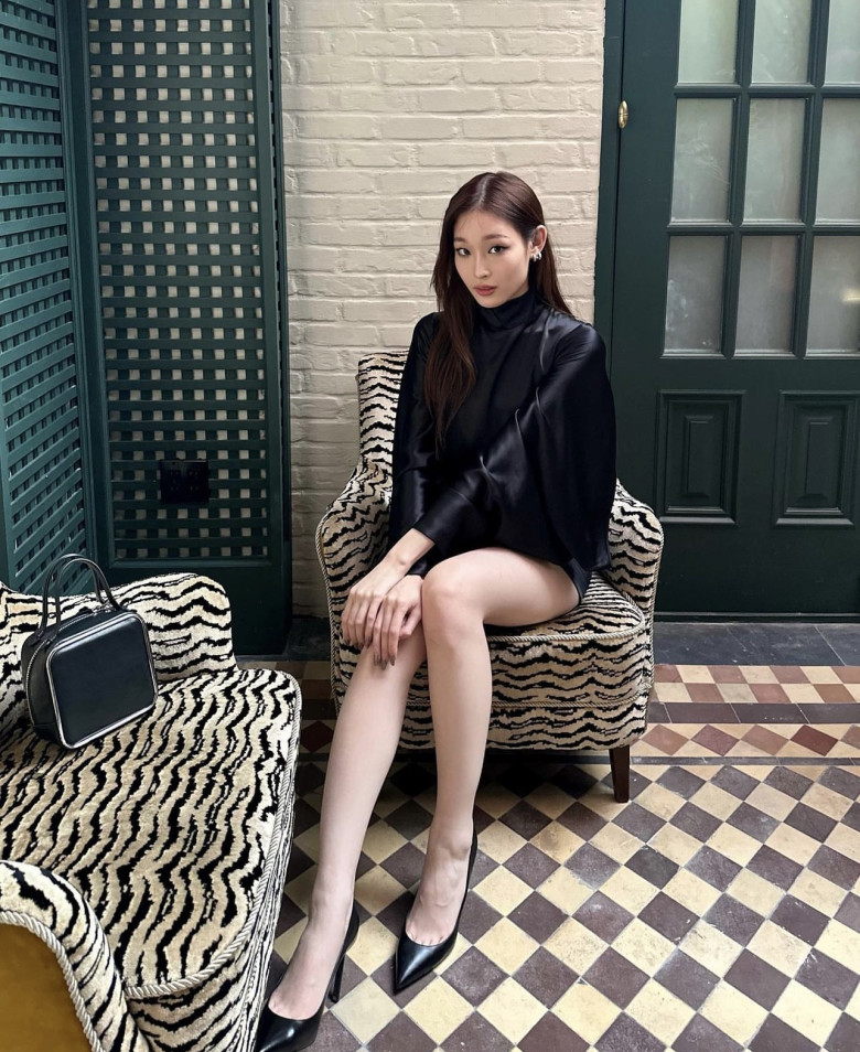 Phong cách thời trang của &#34;công chúa nhà tài phiệt&#34; sinh năm 2002: Giản dị mà sang, chuẩn &#34;quiet luxury&#34; khiến giới trẻ mê mẩn - 12