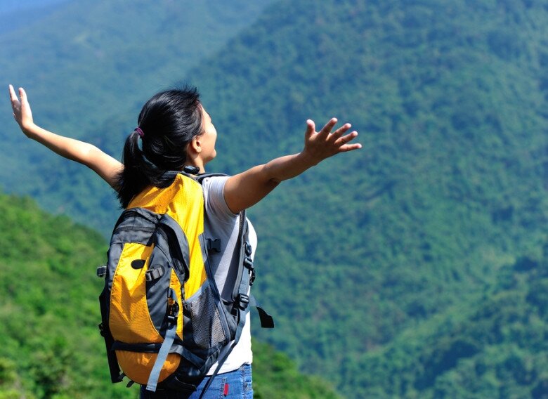 Phụ nữ du lịch một mình: Làm sao để vừa tự do, vừa an toàn tuyệt đối, tránh những nguy hiểm đang rình rập? - 1