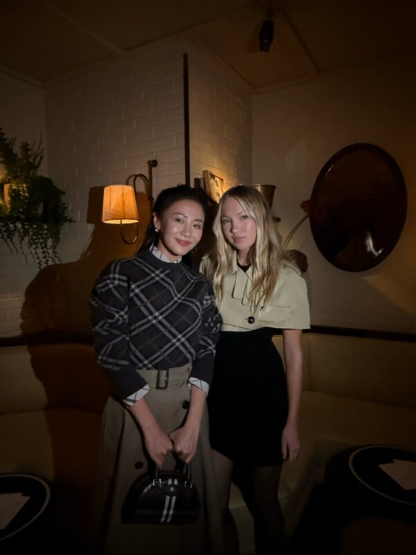 Văn Mai Hương nổi bật tại London Fashion Week, hội ngộ Trương Tịnh Nghi, Bright và dàn sao quốc tế - 7