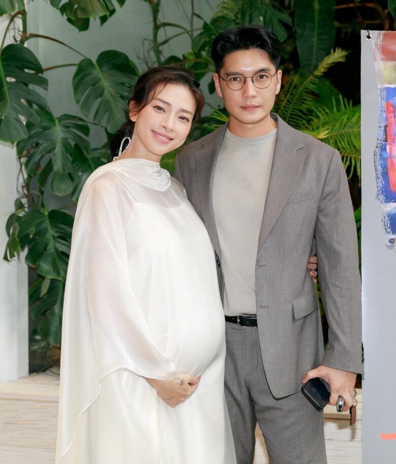 Những mỹ nhân xuất thân khốn khó giờ là &#34;phú bà&#34;, không ở biệt thự 1.000m2 cũng được chồng cơm bưng nước rót tận giường - 5