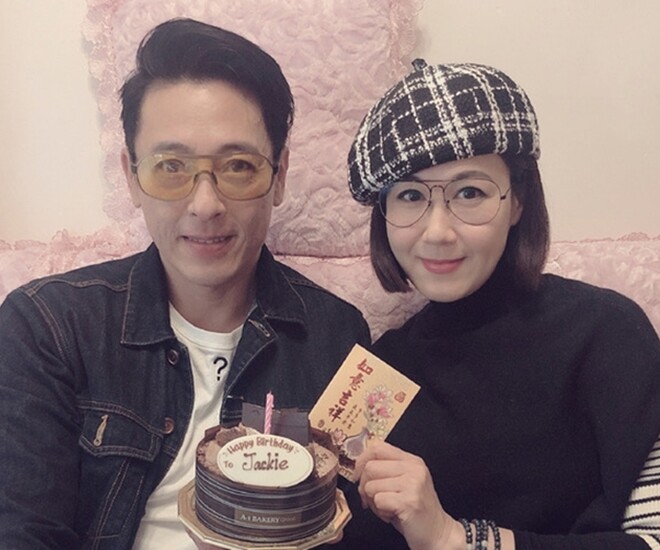 Cặp vợ chồng showbiz không ăn thịt, không sinh con để giữ nhan sắc, ngoại hình sau 25 năm thật khó nhận ra - 1