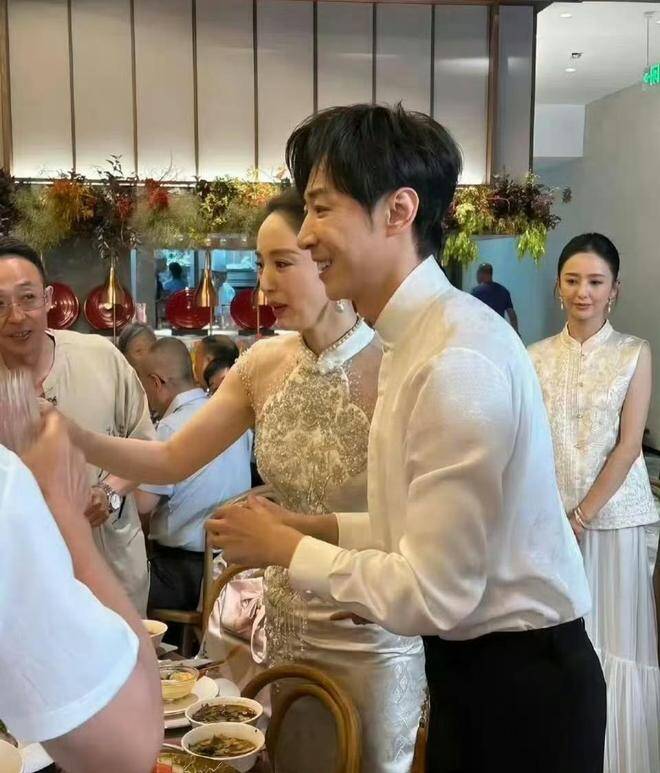 Mỹ nhân tái hôn với chồng trẻ, chi phí tiệc cưới chưa tới 250.000 đồng/khách, cưới 1 tháng đã ly thân vì một người - 3