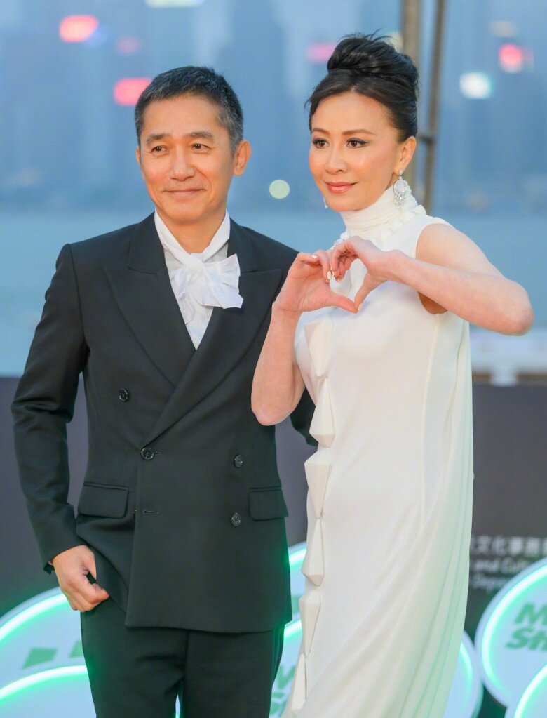 Nữ diễn viên tự hào khi xem cảnh nhạy cảm của chồng với bạn diễn, cưới 17 năm có 3.300 tỷ nhưng quyết không sinh con - 9