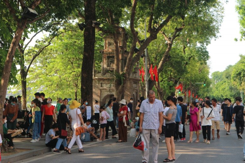 Đến Hà Nội xem A80, đừng quên những điểm check-in ăn chơi “quên lối về”, vừa rẻ lại vừa chill - 4